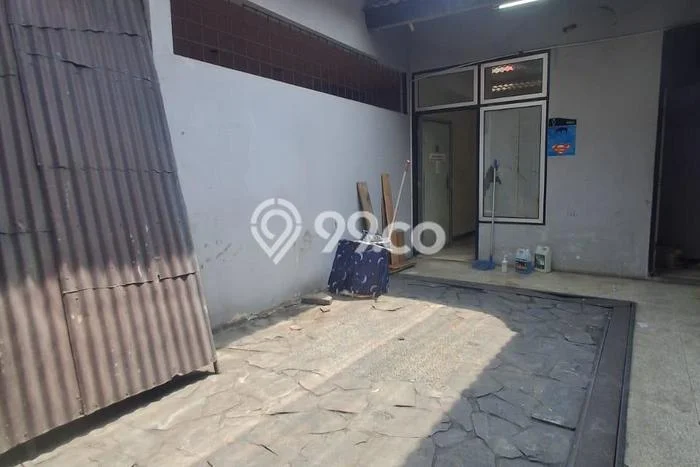 Unit Gudang Paling Strategis di Semarang Tengah Semarang dengan LB 399m2 Unit Gudang Paling Strategis di Semarang Tengah Semarang dengan LB 399m2