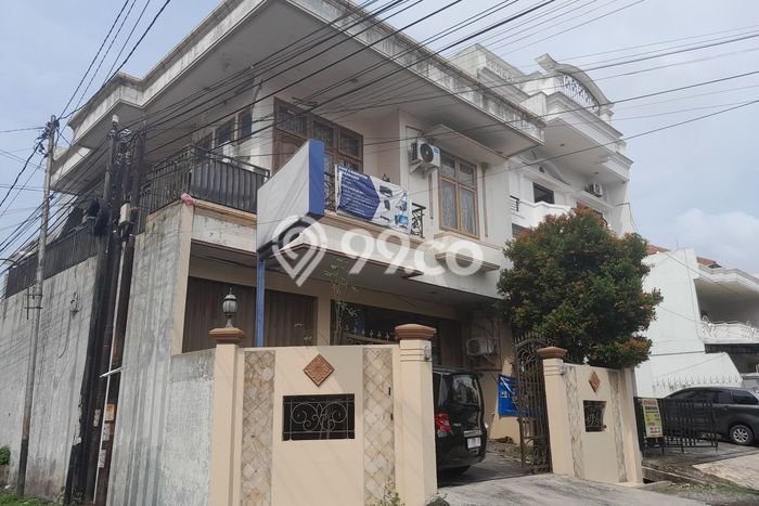 Hot Offer Hunian Mewah Ideal dan Luas di Semarang Tengah, Semarang Hot Offer Hunian Mewah Ideal dan Luas di Semarang Tengah, Semarang