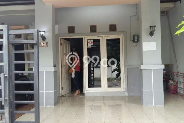 Rumah di Wolter monginsidi Bagus Semarang Timur Rumah di Wolter monginsidi Bagus Semarang Timur
