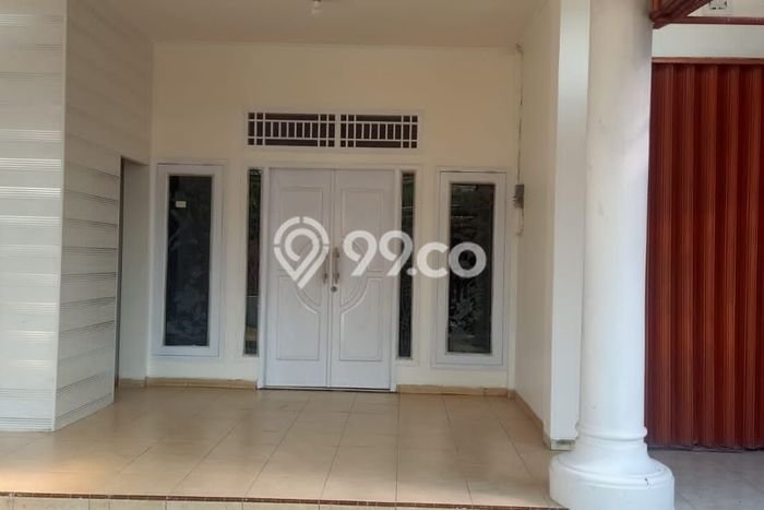 Rumah 2 lantai Bagus di Wolter Monginsidi Semarang Timur Rumah 2 lantai Bagus di Wolter Monginsidi Semarang Timur