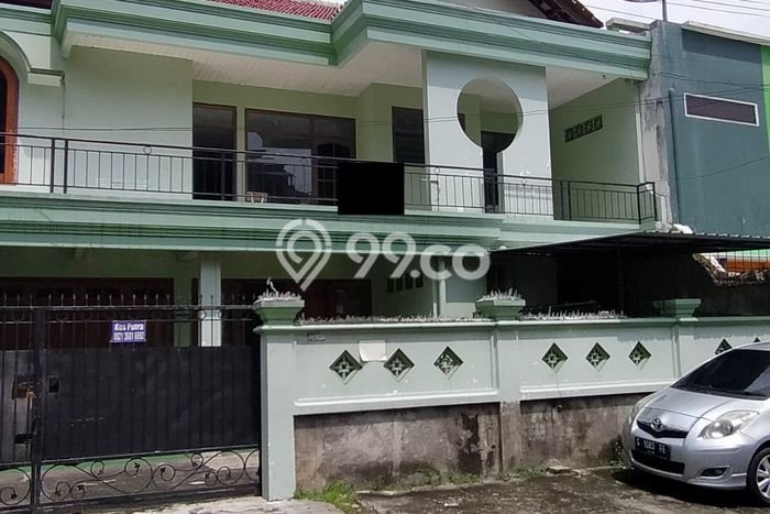 Rumah Elit Modern Tanpa Renovasi di Wonodri Semarang Rumah Elit Modern Tanpa Renovasi di Wonodri Semarang
