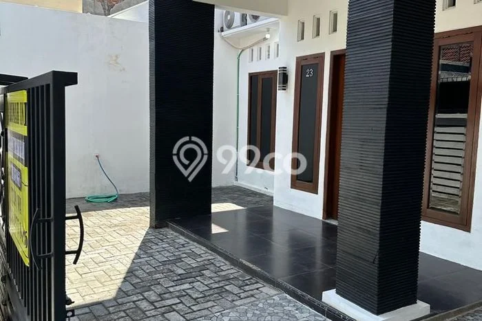 Rumah Strategis di Pedurungan, 4 KT, Lingkungan Nyaman, Luas 160m² Bangunan 194m² Rumah Strategis di Pedurungan, 4 KT, Lingkungan Nyaman, Luas 160m² Bangunan 194m²