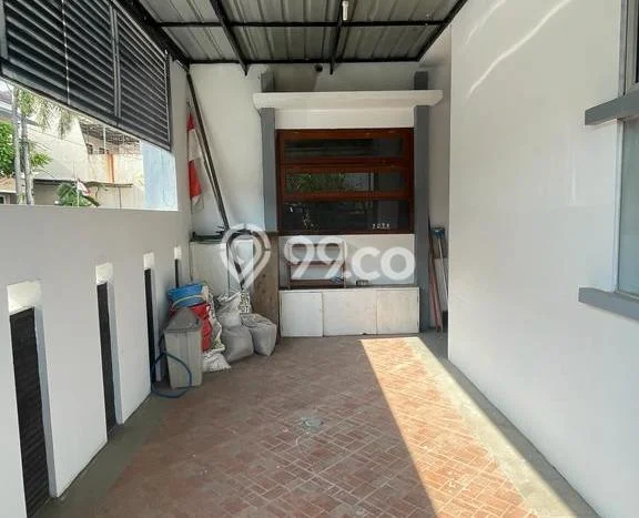 Lokasi strategis! Rumah siap pakai disewakan di Pedurungan LB 230m2 Lokasi strategis! Rumah siap pakai disewakan di Pedurungan LB 230m2