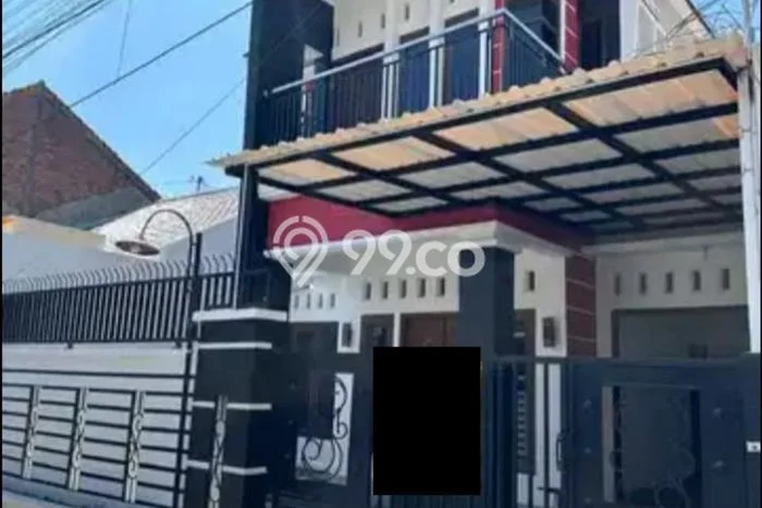 Rumah Strategis di Pedurungan, 4 KT, Lingkungan Nyaman, Luas 160m² Bangunan 194m² Rumah Strategis di Pedurungan, 4 KT, Lingkungan Nyaman, Luas 160m² Bangunan 194m²