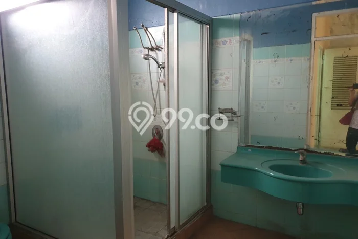 Ruko Dijual di Prime Area Semarang Luas 288m2 Ruko Dijual di Prime Area Semarang Luas 288m2