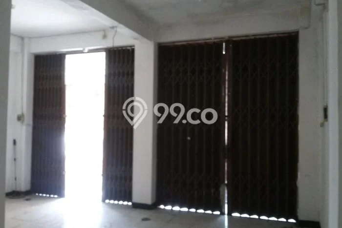 Ruko disewakan di Candisari Semarang dengan luas bangunan 120m2 Ruko disewakan di Candisari Semarang dengan luas bangunan 120m2