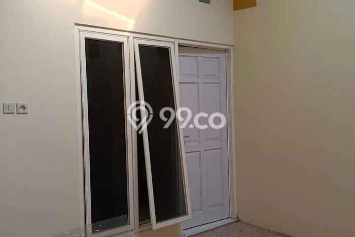 Disewakan Cepat Rumah Kondisi Bagus di Area Tembalang, Semarang Disewakan Cepat Rumah Kondisi Bagus di Area Tembalang, Semarang