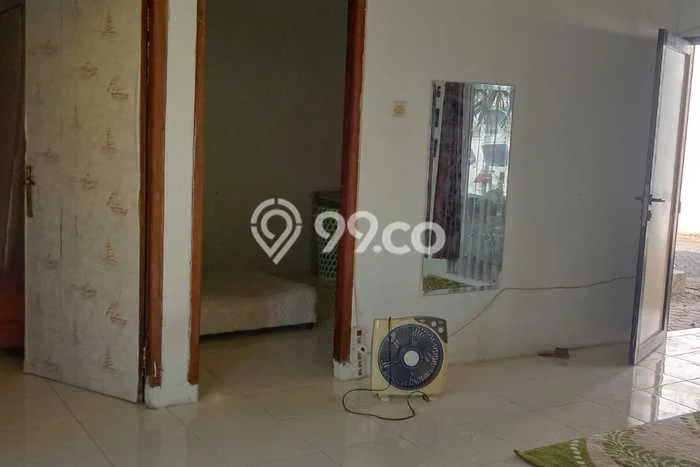 Lokasi terbaik! Rumah siap pakai dikontrakkan di Tembalang LB 105m2 Lokasi terbaik! Rumah siap pakai dikontrakkan di Tembalang LB 105m2