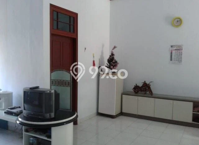 Jual Rumah Bagus Siap Huni LB 250m2 di Bandungan, Semarang Jual Rumah Bagus Siap Huni LB 250m2 di Bandungan, Semarang