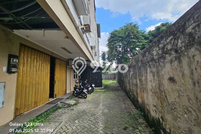 Unit Ruko Dijual di Tebet Jakarta Selatan Luas Bangunan 240m2 Unit Ruko Dijual di Tebet Jakarta Selatan Luas Bangunan 240m2