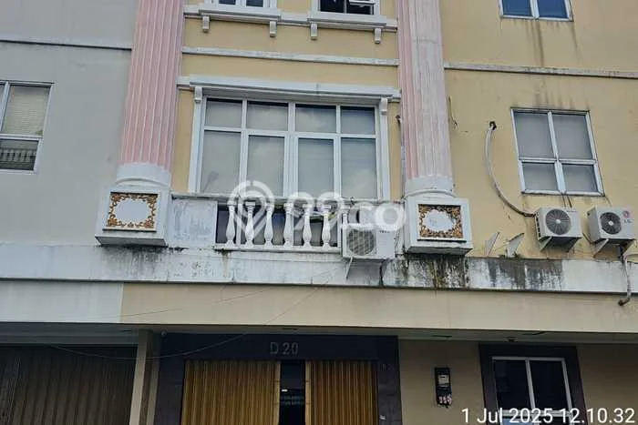 Area Ramai! Ruko Dijual di Tebet untuk Bisnis Luas Bangunan 240m2 Area Ramai! Ruko Dijual di Tebet untuk Bisnis Luas Bangunan 240m2