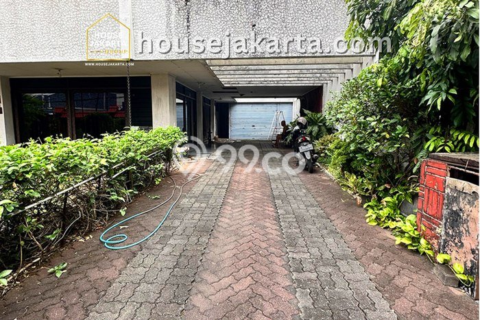 Rumah Mewah Dijual LT 528m2 di Menteng, Jakarta Pusat Rumah Mewah Dijual LT 528m2 di Menteng, Jakarta Pusat