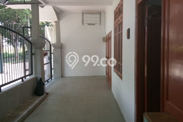 Rumah Nyaman area Mulyorejo, 2 KM, Area Strategis, LT 192m2m² LB 192m2m² Rumah Nyaman area Mulyorejo, 2 KM, Area Strategis, LT 192m2m² LB 192m2m²