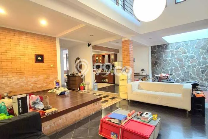 Hunian Super Mewah dengan Akses Paling Strategis di Sektor 5 - Bintaro, Tangerang Selatan Hunian Super Mewah dengan Akses Paling Strategis di Sektor 5 - Bintaro, Tangerang Selatan