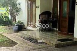 Rumah Luxury Modern Siap Huni di Kalibata Jakarta Selatan Rumah Luxury Modern Siap Huni di Kalibata Jakarta Selatan
