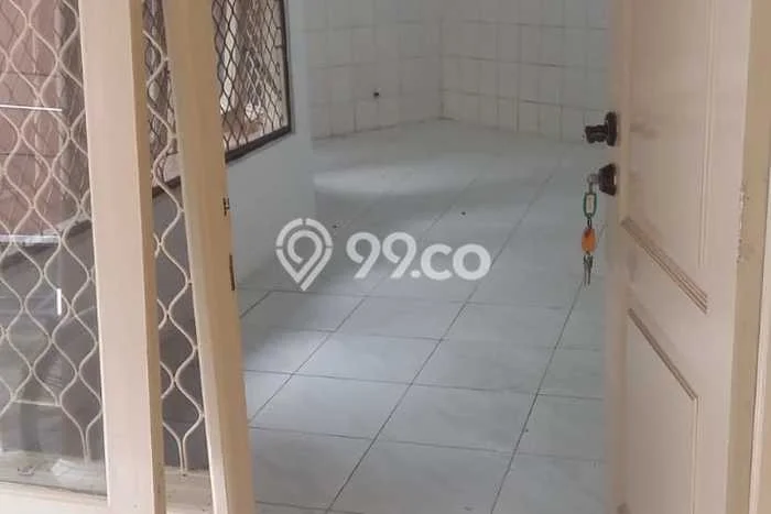 Gudang untuk Disewa di Pusat Tangerang Selatan Luas Bangunan 17m2 Gudang untuk Disewa di Pusat Tangerang Selatan Luas Bangunan 17m2