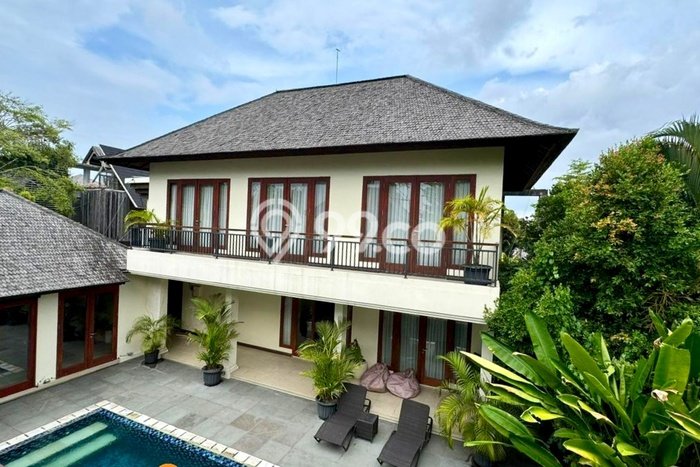 HARGA TERBAIK! Vila Kawasan Denpasar Selatan, Luas 461m2m², Lokasi Strategis HARGA TERBAIK! Vila Kawasan Denpasar Selatan, Luas 461m2m², Lokasi Strategis