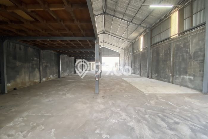 Unit Gudang Tersedia di Padangsambian Spesifikasi LB 400m2 Unit Gudang Tersedia di Padangsambian Spesifikasi LB 400m2