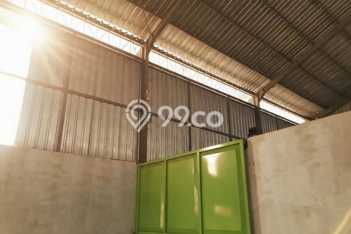 Unit Gudang Disewakan di Padangsambian di Area Ramai & Strategis Unit Gudang Disewakan di Padangsambian di Area Ramai & Strategis