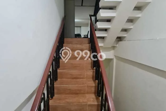 Unit Ruko Dijual di Jakarta Selatan LT 45m2 & LB 131m2 Unit Ruko Dijual di Jakarta Selatan LT 45m2 & LB 131m2