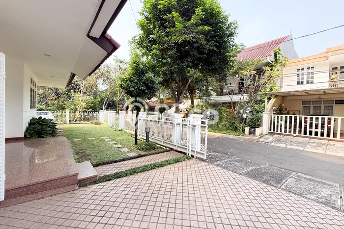 Rumah area Tebet, Area Asri, 3 KM Rumah area Tebet, Area Asri, 3 KM
