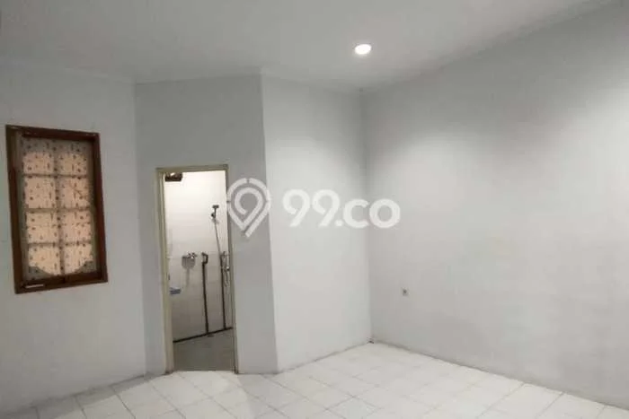 Jarang Ada! Rumah Sewa 4 Kamar Nyaman Siap Huni Muara Karang Jarang Ada! Rumah Sewa 4 Kamar Nyaman Siap Huni Muara Karang