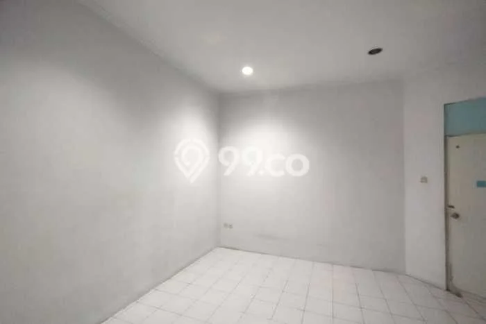Jarang Ada! Rumah Sewa 4 Kamar Nyaman Siap Huni Muara Karang Jarang Ada! Rumah Sewa 4 Kamar Nyaman Siap Huni Muara Karang
