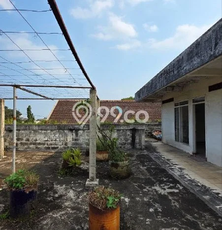 Lokasi strategis! Rumah siap huni dikontrakkan di Klojen LB 800m2 Lokasi strategis! Rumah siap huni dikontrakkan di Klojen LB 800m2