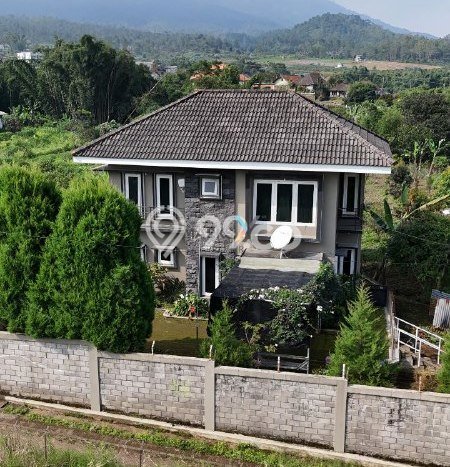 Siap Huni Rumah Mewah 3 Kamar di Bumiaji Dekat ke Mana Saja Siap Huni Rumah Mewah 3 Kamar di Bumiaji Dekat ke Mana Saja