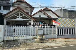 Rumah Kost untuk Dijual di Lowokwaru dengan 19 KT, 4 KM, Luas 260m2 Rumah Kost untuk Dijual di Lowokwaru dengan 19 KT, 4 KM, Luas 260m2