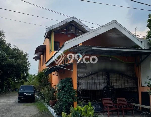 Rumah Modern Minimalis 5 Kamar Siap Huni di Taman Rumah Modern Minimalis 5 Kamar Siap Huni di Taman