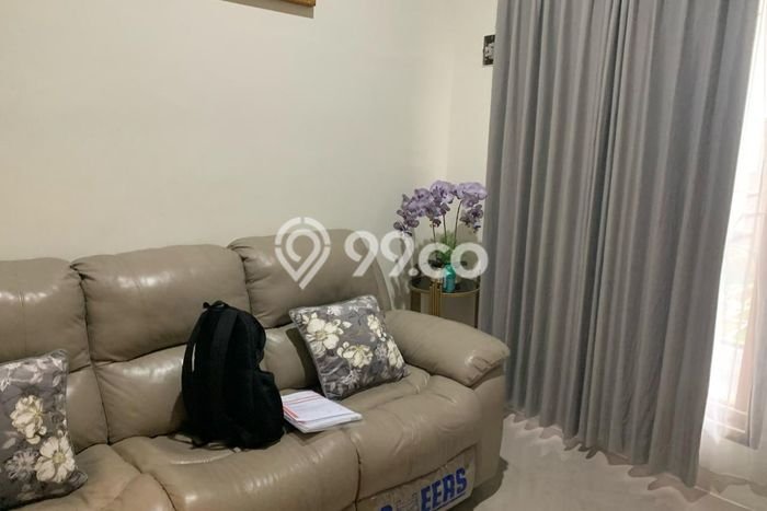 Dijual Cepat Rumah Favorit Siap Huni LB 160m2 di Ciracas, Jakarta Timur Dijual Cepat Rumah Favorit Siap Huni LB 160m2 di Ciracas, Jakarta Timur