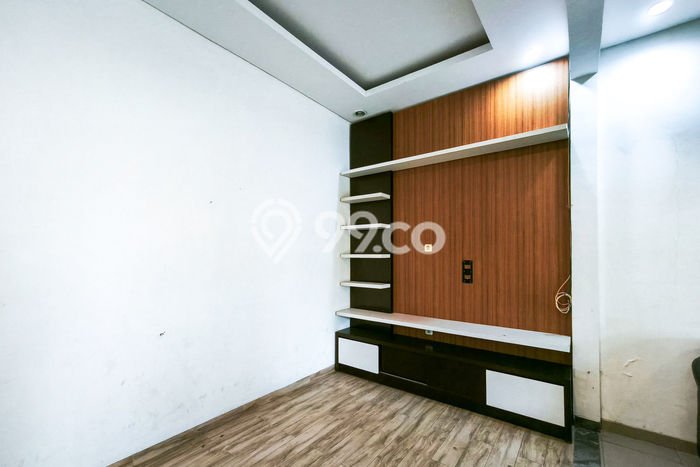 Rumah Modern 3 KT LT 84m2 di Kota Wisata Rumah Modern 3 KT LT 84m2 di Kota Wisata
