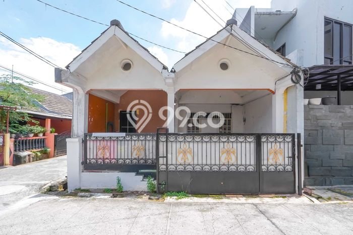 Rumah Modern 3 KT di Cibubur Jakarta Timur Rumah Modern 3 KT di Cibubur Jakarta Timur