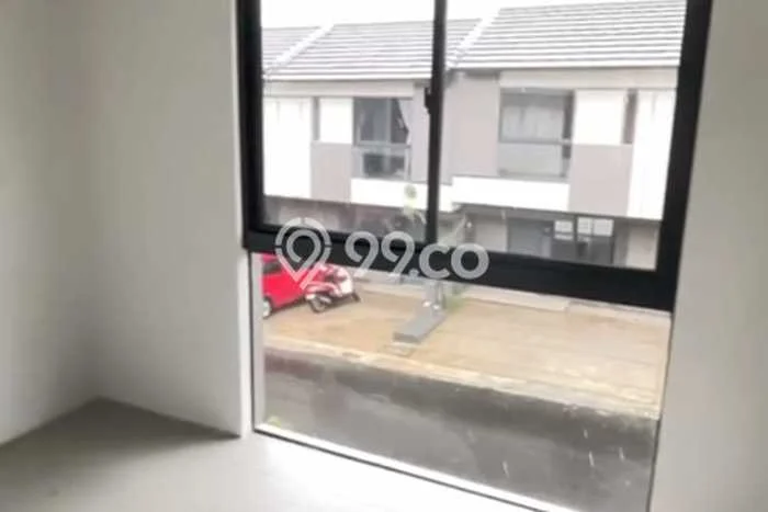 Disewakan Rumah Murah di Gading Serpong Tangerang Punya 3 KT Disewakan Rumah Murah di Gading Serpong Tangerang Punya 3 KT