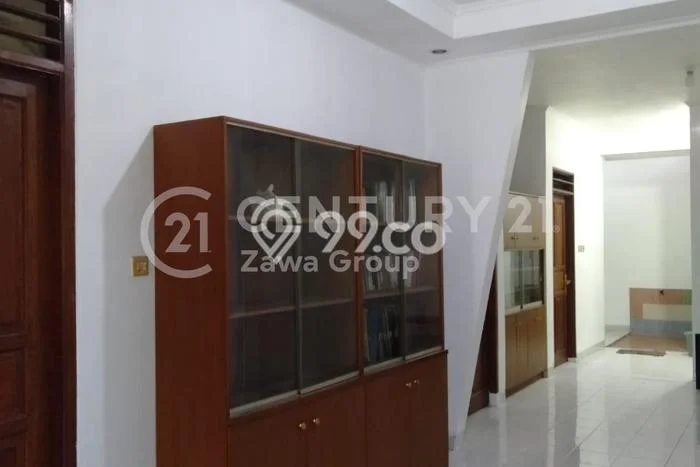 Disewakan Rumah Harga Terjangkau di Jelambar Jakarta Barat dengan 4 Kamar Tidur Disewakan Rumah Harga Terjangkau di Jelambar Jakarta Barat dengan 4 Kamar Tidur