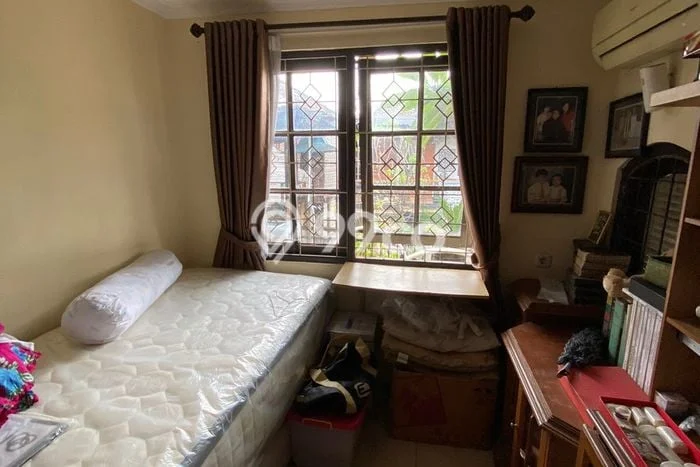 Jual Rumah Eksklusif 3 KT di Bintaro, Tangerang Selatan Jual Rumah Eksklusif 3 KT di Bintaro, Tangerang Selatan