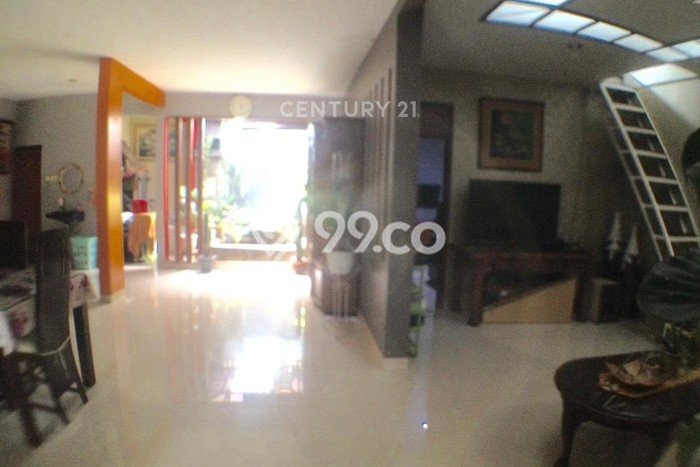Jual Rumah Luas Megah Dengan View Cantik di Pondok Ranji, Tangerang Jual Rumah Luas Megah Dengan View Cantik di Pondok Ranji, Tangerang