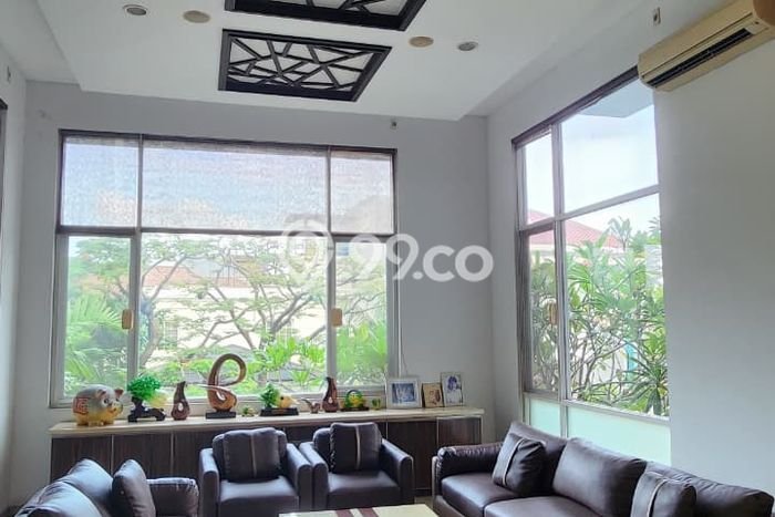 Rumah Elit Modern Siap Huni di Pantai Indah Kapuk Jakarta Utara Rumah Elit Modern Siap Huni di Pantai Indah Kapuk Jakarta Utara