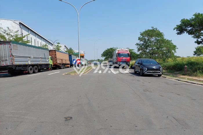 Kavling Tanah di Cikarang Pusat Dijual Luas 11118m2 Legalitas - Kavling Tanah di Cikarang Pusat Dijual Luas 11118m2 Legalitas -