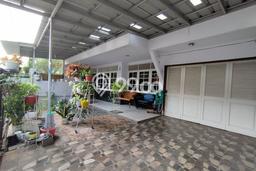 Rumah Elit Modern Siap Huni di Taman Meruya Jakarta Barat Rumah Elit Modern Siap Huni di Taman Meruya Jakarta Barat