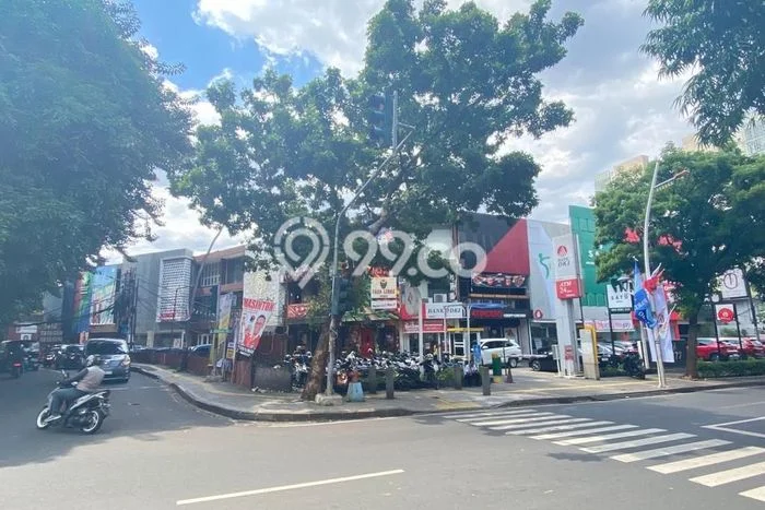 Unit Komersial Disewakan di Jakarta Selatan Area Strategis Harga Kompetitif Unit Komersial Disewakan di Jakarta Selatan Area Strategis Harga Kompetitif