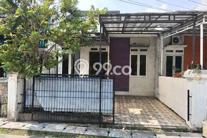 For Sale Rumah 2 Kamar Lokasi Ideal Bagus dan Strategis di Ciledug For Sale Rumah 2 Kamar Lokasi Ideal Bagus dan Strategis di Ciledug
