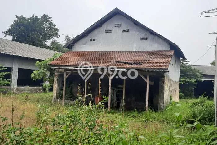 LAND FOR RENT! Tanah di Peterongan, Luas 2134m², Akses Mainroad LAND FOR RENT! Tanah di Peterongan, Luas 2134m², Akses Mainroad