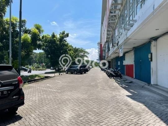 Ruko paling strategis disewakan di Sukolilo Surabaya Ruko paling strategis disewakan di Sukolilo Surabaya