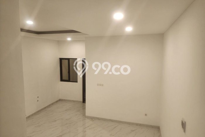 Jual Rumah Strategis Bagus Punya 5 KT di Rungkut Surabaya SHM Jual Rumah Strategis Bagus Punya 5 KT di Rungkut Surabaya SHM