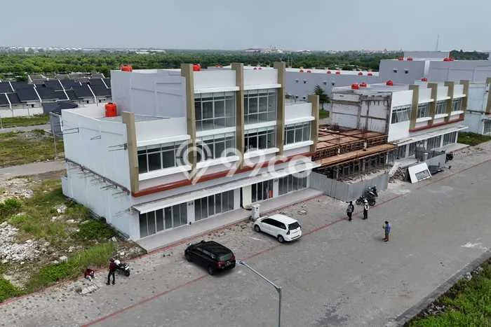 Lokasi Strategis! Dijual Ruko Bisnis di Manyar, Gresik Kondisi Bagus Lokasi Strategis! Dijual Ruko Bisnis di Manyar, Gresik Kondisi Bagus