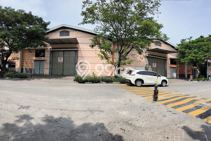 Unit Gudang Dijual di Manyar Gresik Luas Bangunan 920m2 Unit Gudang Dijual di Manyar Gresik Luas Bangunan 920m2