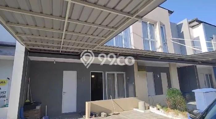 Rumah Cantik Siap Pakai Di Sidoarjo Luas 180m2 Lokasi Strategis Rumah Cantik Siap Pakai Di Sidoarjo Luas 180m2 Lokasi Strategis