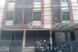 Disewakan Ruko di Pusat Kota Surabaya Ramai Strategis Disewakan Ruko di Pusat Kota Surabaya Ramai Strategis